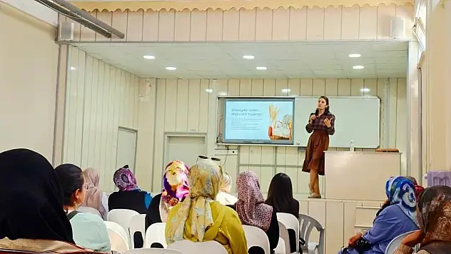 Konya'da okul öncesi çocuklara çevre bilinci konulu konferans verildi