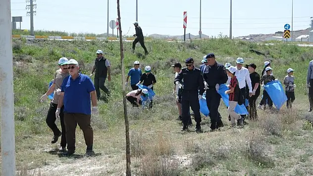 Konya'da 'Orman Benim' etkinliğiyle milli servet temizlendi!
