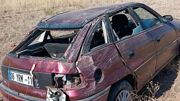 Konya'da otomobil şarampole devrildi: 3 yaralı!