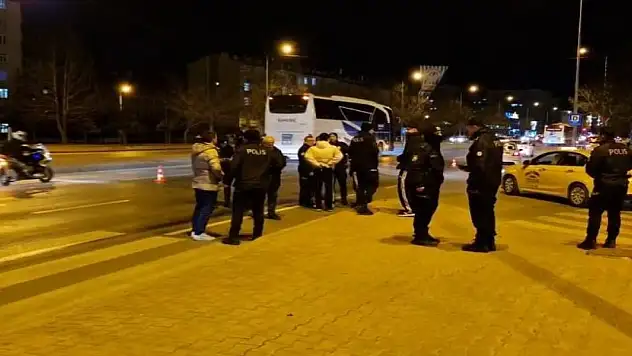 Konya'da otomobilden rastgele ateş edildi! 1 Yaralı!