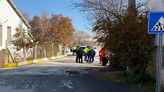 Konya'da otomobilin çarptığı öğrenci yaralandı