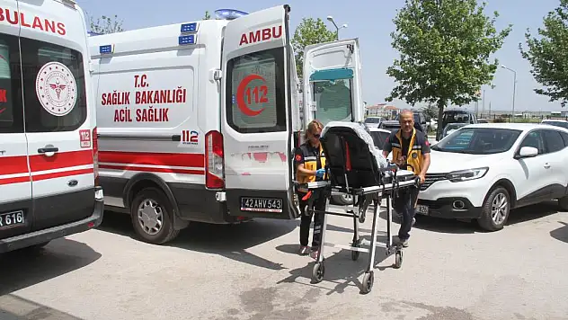 Konya'da otomobilin devrilmesiyle 4 kişi yaralandı
