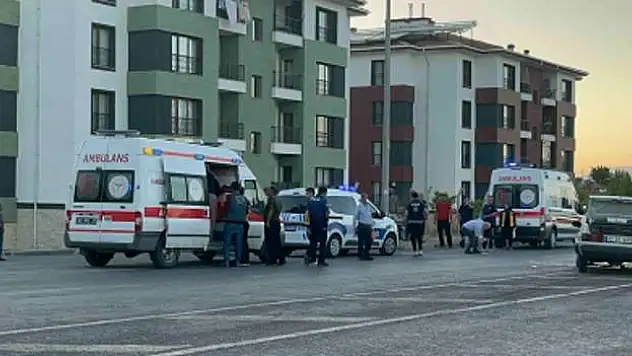 Konya'da otomobiller birbirine girdi!