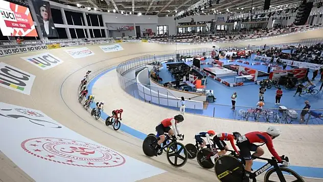 Konya'da pedallar dünya rekoru için dönüyor!