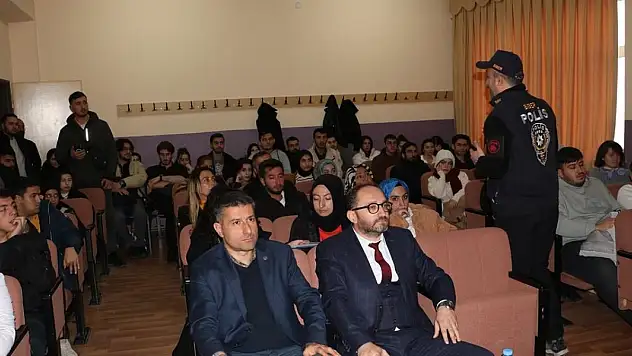 Konya'da siber farkındalık eğitimi düzenlendi