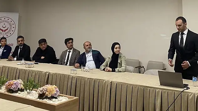 Konya'da sigaranın zararları ve bırakma yöntemleri anlatıldı
