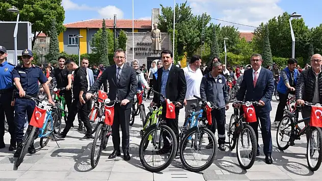 Konya'da 'Spor için pedalları çevir' etkinliği