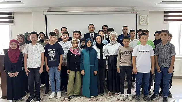 Konya'da Temel Dini Bilgiler Bilgi Yarışması düzenlendi