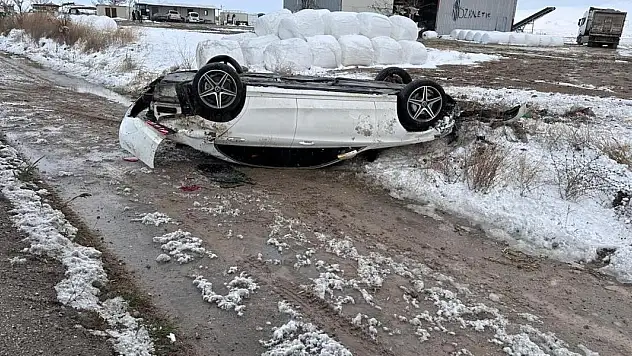 Konya'da tipi ve buzlanma kazaya neden oldu: 4 yaralı