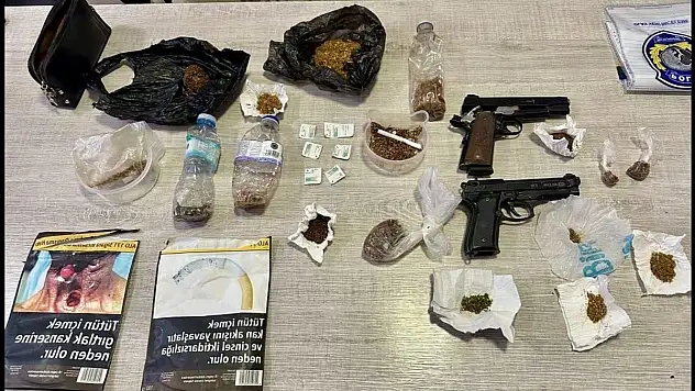 Konya'da uyuşturucuyla yakalanan zanlı tutuklandı