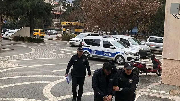 Konya'da yapılan denetimde sahte içki yakalandı