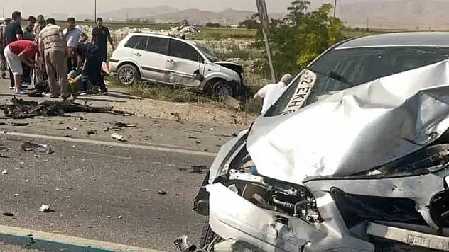 Konya'da zincirleme kaza: 1 ölü, 5 yaralı
