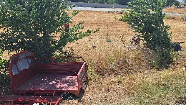 Konya'daki kazada üç tekerlekli motosiklet parçalara ayrıldı!