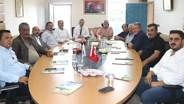 Konya'daki süt üreticileri Karapınar'da buluştu