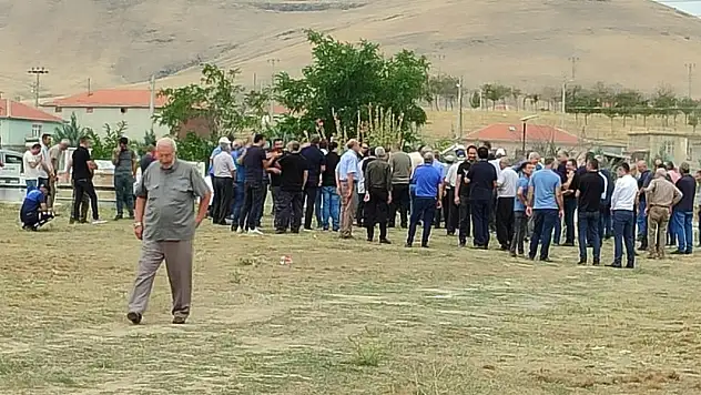 Konya'daki yangında ölen anne ve oğlu toprağa verildi