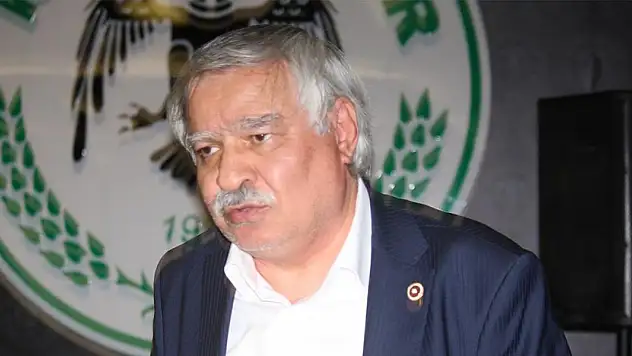Konyalı milletvekilden Konyaspor sözleri!  'Herkes elini taşın altına koymalı'