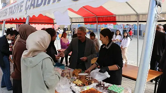 Konyalı Öğrencilerden Gazze'li Çocuklara Umut Olacak Kermes!