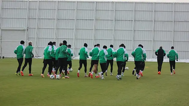 Konyaspor 20 gün lig maçı oynamayacak! Başkan Korkmaz'dan kamp planı açıklaması