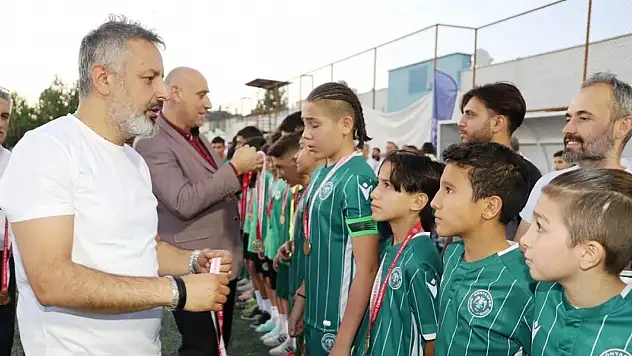 Konyaspor, akademisinden kısa sürede oyuncular çıkartmayı hedefliyor! Başkan Korkmaz'dan önemli açıklamalar