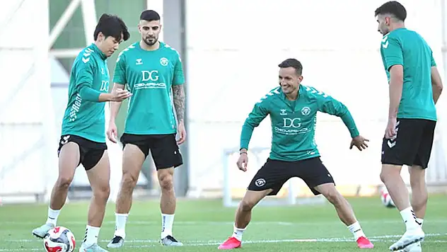 Konyaspor, Alanyaspor maçının hazırlıklarını tamamlıyor! İşte takımdaki son durum