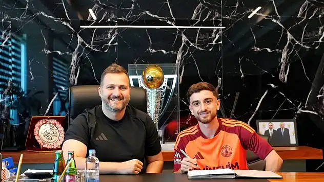 Konyaspor ayrılığı duyurdu! Genç kanat Ümraniyespor'a kiralandı