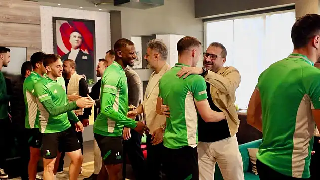 Konyaspor bayramlaştı