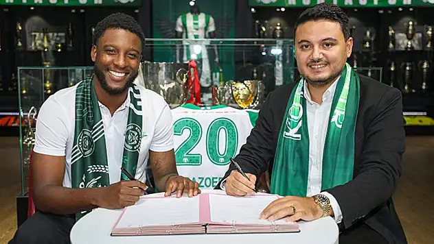 Konyaspor, Bazoer transferini açıkladı