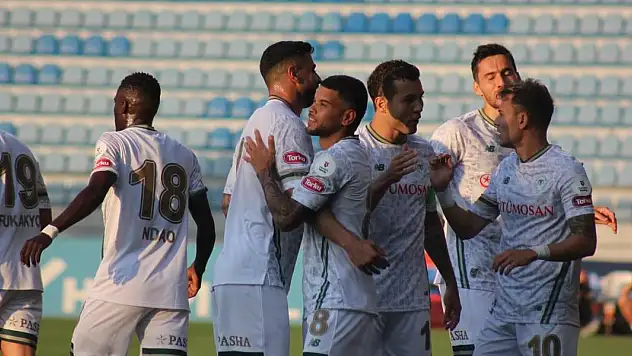 Konyaspor Beşiktaş deplasmanında puan avında!