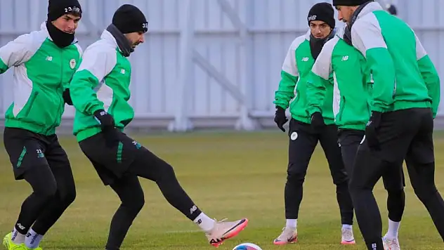 Konyaspor, çalışmalarına devam edecek