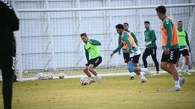 Konyaspor, Çaykur Rizespor maçının hazırlıklarına başladı