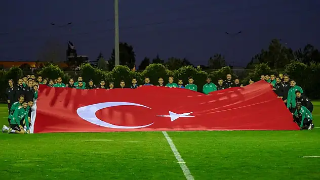 Konyaspor, Cumhuriyet Bayramı'nı kutladı