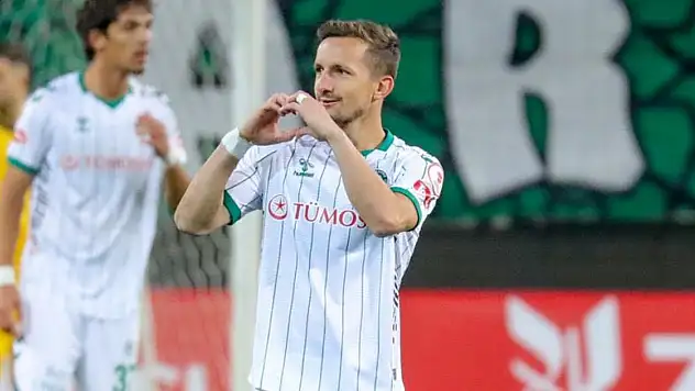 Konyaspor'da ayrılık! Rumen oyuncu sözleşmesini tek taraflı fesih etti!