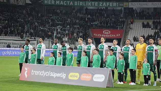 Konyaspor'da Başakşehir maçının 11'i netleşiyor