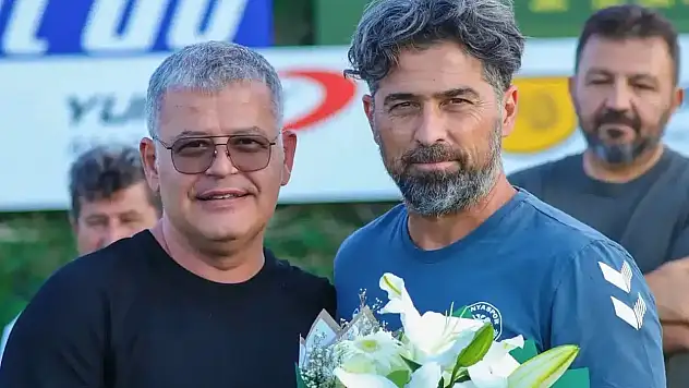 Konyaspor'da Başkan Atiker, Kayacık'a çıkartma yaptı