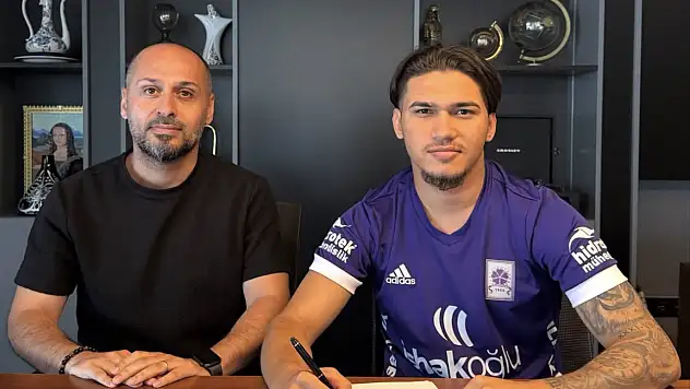 Konyaspor'da bir ayrılık daha resmileşti! Genç oyuncu 2.Lig ekibine kiralandı