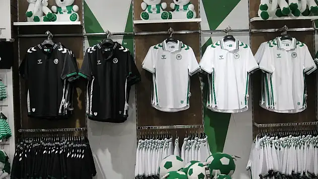 Konyaspor'da forma ve kombine satış rakamları açıklandı!