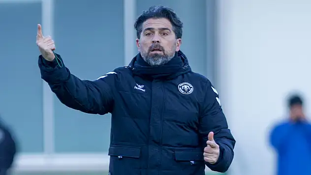 Konyaspor'da İlhan Palut'tan açıklama! 'Hedef odaklanmalıyız'
