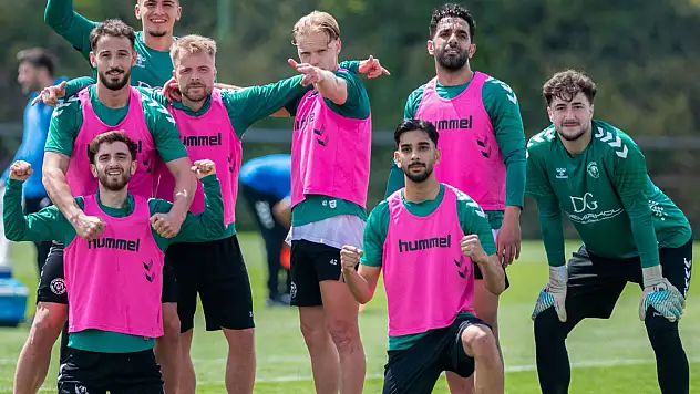 Konyaspor'da Karagümrük mesaisi devam edecek