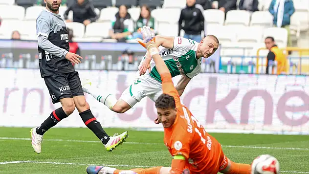 Konyaspor'da Palut'tan Kramer'e özel teşekkür! İşte o açıklamalar