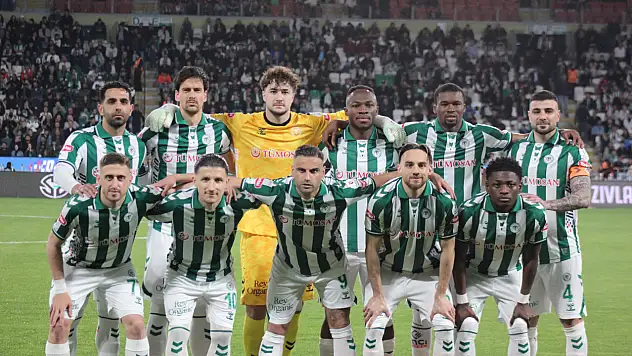 Konyaspor'da Palut'tan Rizespor maçında büyük rotasyon! Akıllar Beşiktaş maçında