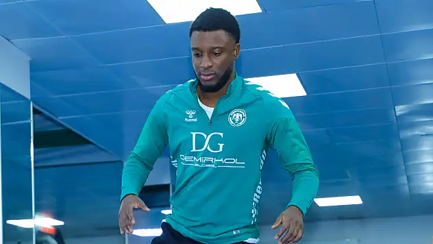 Konyaspor'da iki futbolcu sahalara dönmeye hazırlanıyor