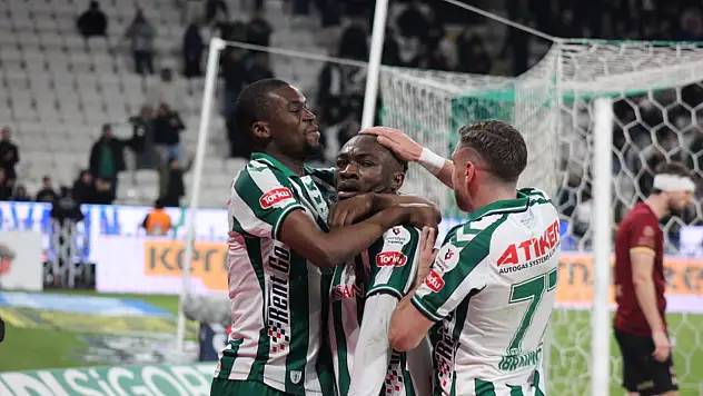 Konyaspor'dan taraftarına bayram hediyesi! Gençlerbirliği'ni devirdik! 1-0!