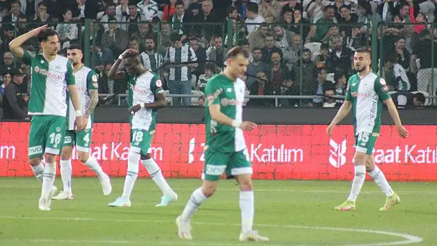 Konyaspor evinde dağıldı! Kupada hüsran! 5-1