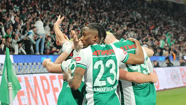 Konyaspor evinde Galatasaray' devirdi! Aslan terbiyecisi! 2-0