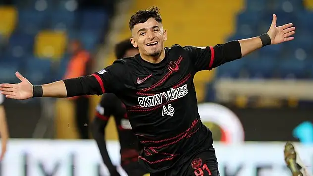 Konyaspor, genç forvet için devreye girdi