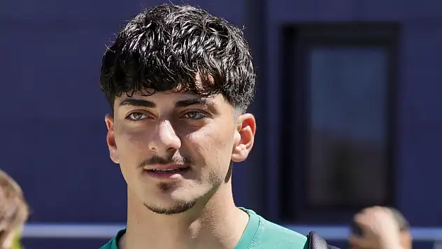 Konyaspor, genç kadrosu ile Kayseri'ye doğru yola çıktı!