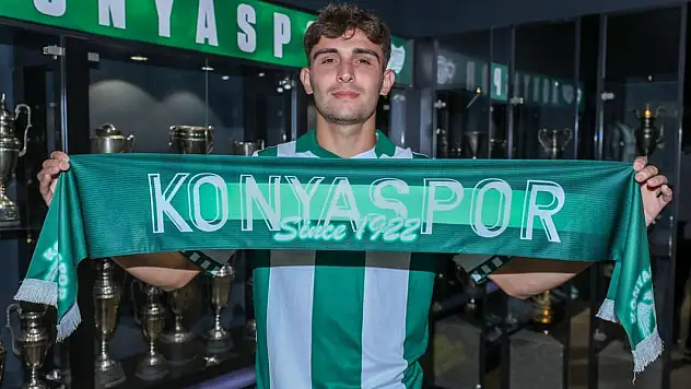 Konyaspor, genç sol beki kadrosuna kattı ve Vanspor'a kiraladı