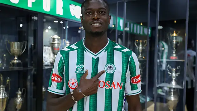 Konyaspor ikinci transferini duyurdu! Gambiyalı hücum oyuncusu 'Kartal' oldu