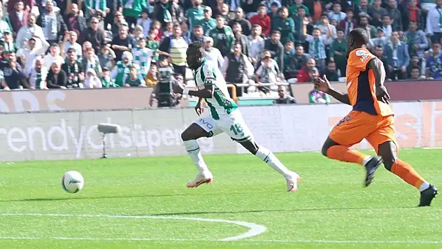 Konyaspor ile Başakşehir Süper Ligde 29. randevuda!
