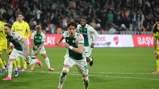 Konyaspor ile Fenerbahçe Süper Lig'de 50. randevuda